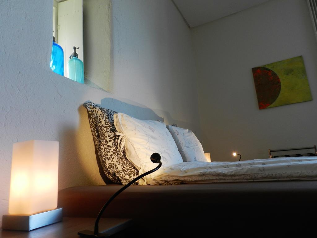 Blue Wall Bnb Gebenstorf Eksteriør bilde
