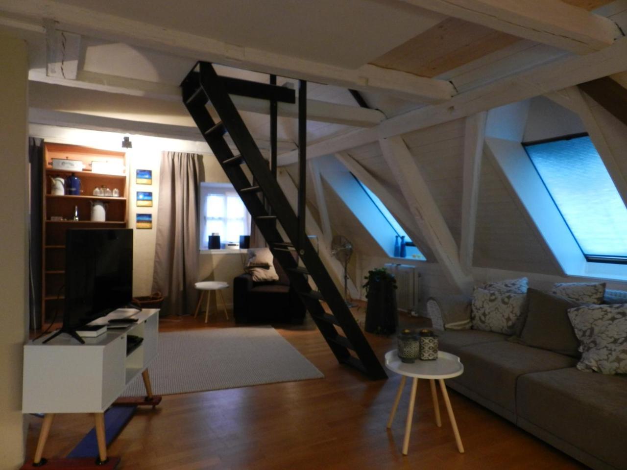 Blue Wall Bnb Gebenstorf Eksteriør bilde